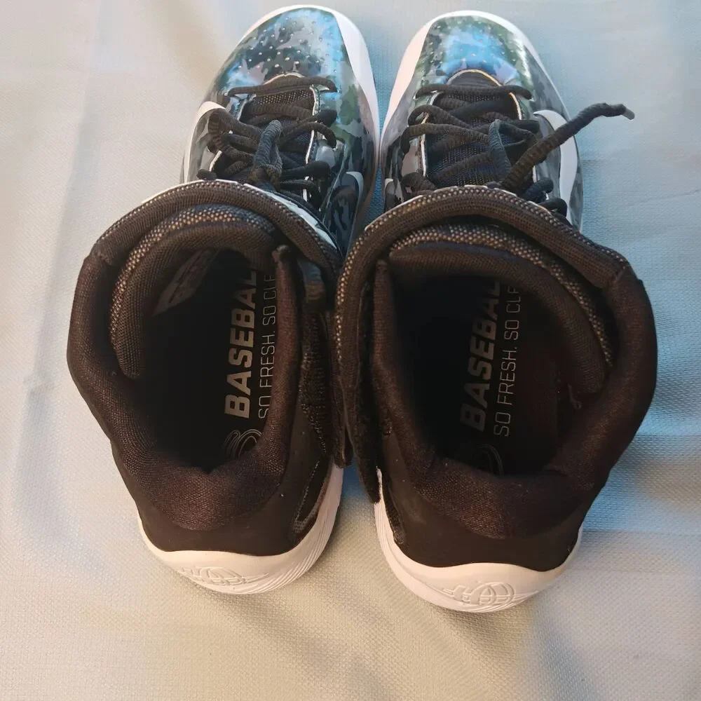 NIKE cleats size 13 Mens - Huarache- NWOT